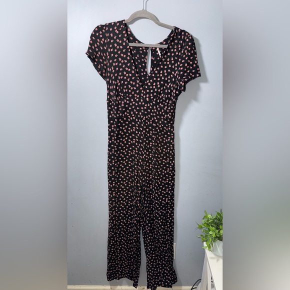 Free People Mila Floral V-Neck floral jumpsuit Size 4 EUC feminine romantic dark - Picture 3 of 9